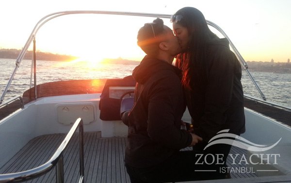 marriage proposal Bosphorus cruise